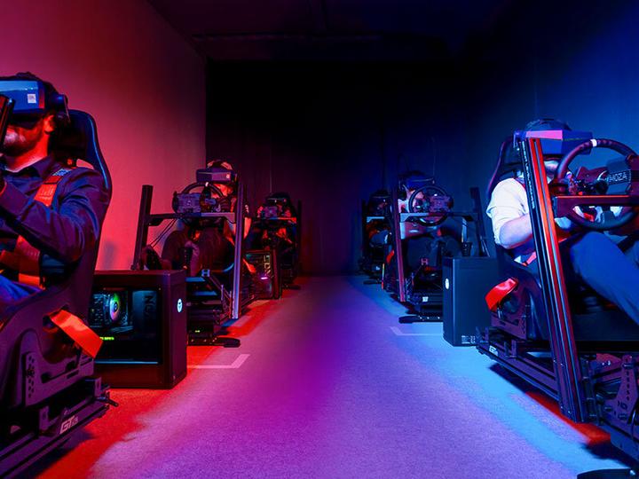 Actual product image Smartbox 30 minutes in the racing simulator in Zurich for 2 people (2 Persons)