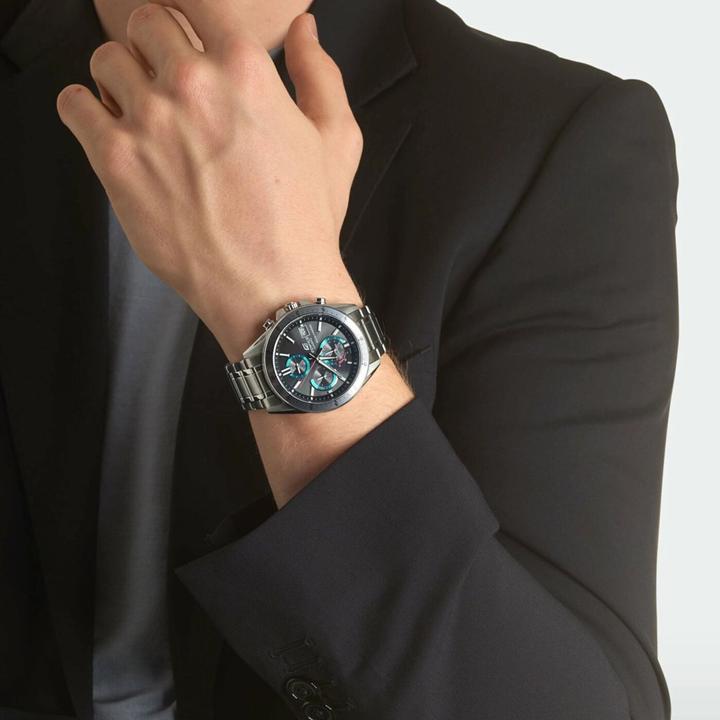 Actual product image Casio Edifice Premium (Analogue wristwatch, 46 mm)