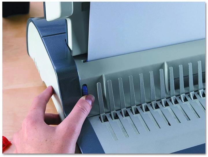 Image du produit Fellowes Quasar E 500 (Reliure plastique en peigne)