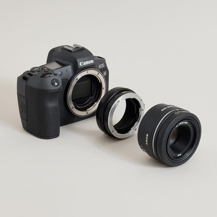 Productafbeelding Urth Lensvattingadapter: compatibel met Sony A (Minolta AF) lens naar Canon RF camerabody.