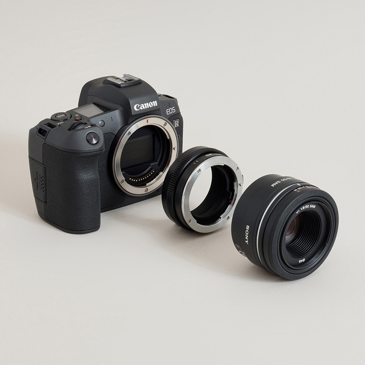 Actual product image Urth Lens Mount Adapter: Compatible with Sony A (Minolta AF) Lens to Canon RF Camera Body