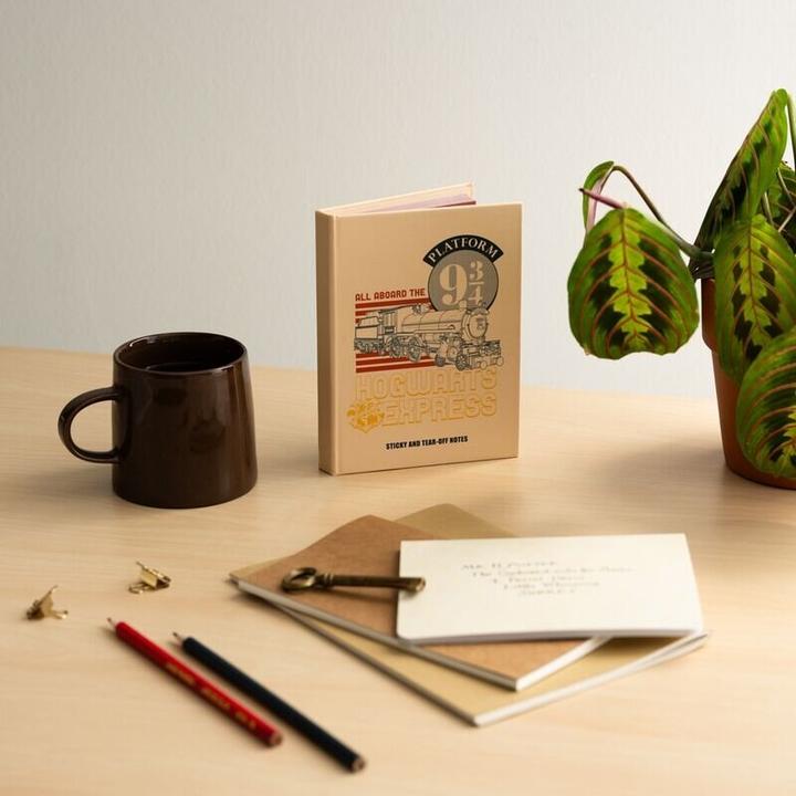 Actual product image Harry Potter Platform 9 3/4 Sticky notes notebook (A6)