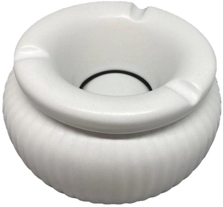 GuGus Storm ashtray
