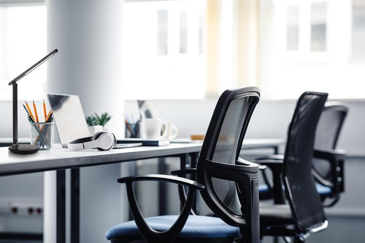 Actual product image Luxula LED table lamp LX700150, dimmable, CCT function, 9W, black (380 lm)