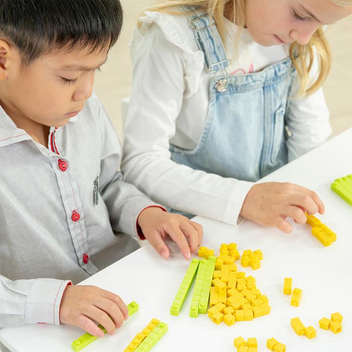 Produktbild Miniland Activity Base 10 Box (121 Teile)