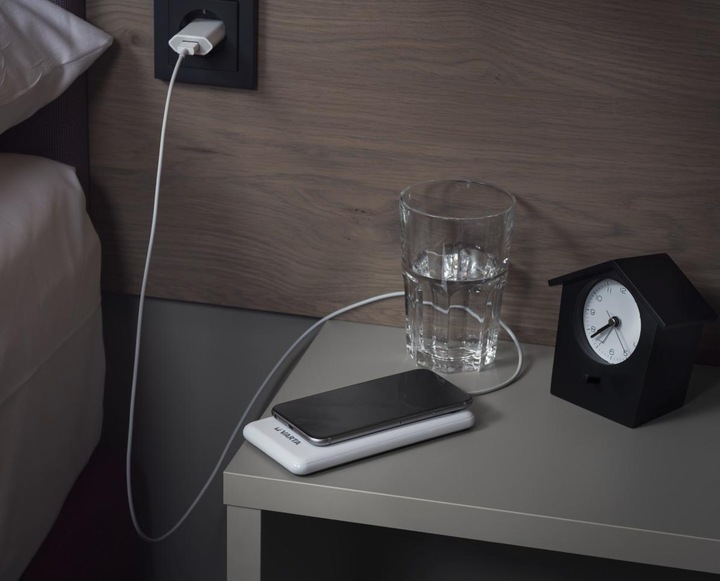 Produktbild Varta Wireless Power Bank (10000 mAh, 18 W, 37 Wh)
