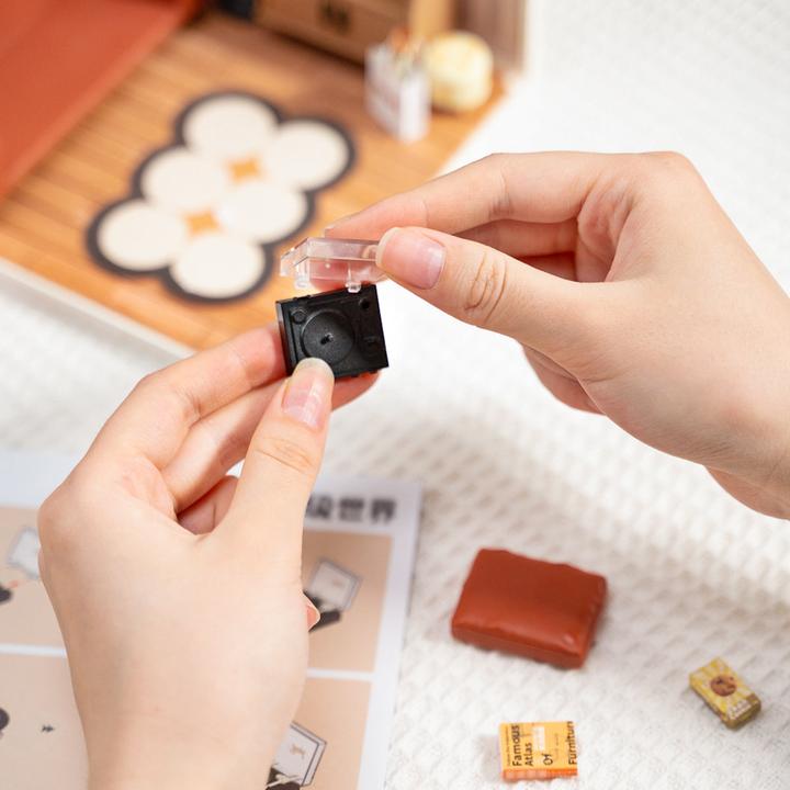 Actual product image Rolife Cozy Living Lounge - Diorama