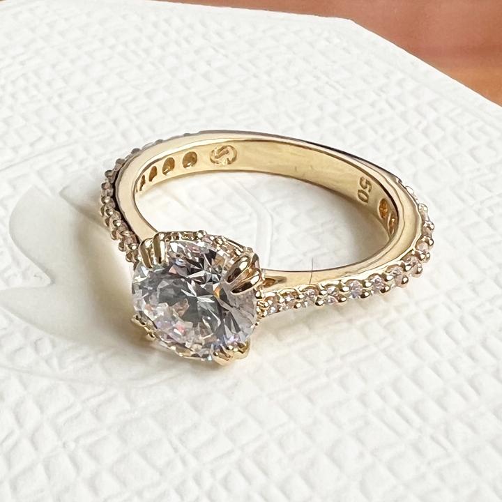 Actual product image Swarovski Constella Cocktail Pavé Ring Gold (50)