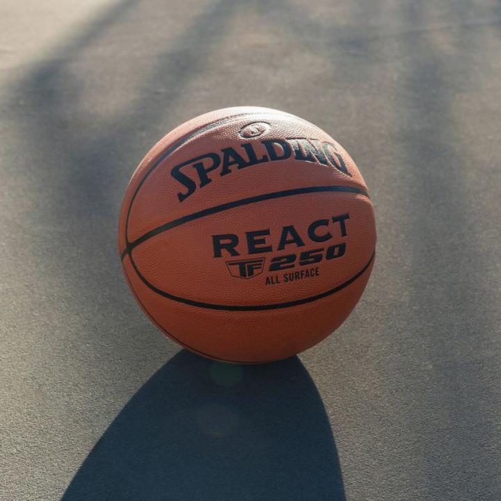 Produktbild Spalding REACT TF 250 BASKETBALL (5)