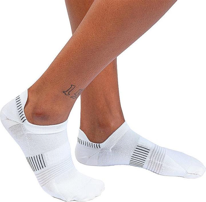Actual product image On Running Women's Ultralight Mid Sock (XS)