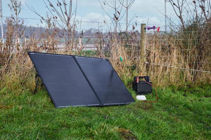 Produktbild Osram BATTERYcharge SOLAR 200W Monokristallines Solarmodul 200 W 12 V, 5 V (200 W, 10.50 kg)