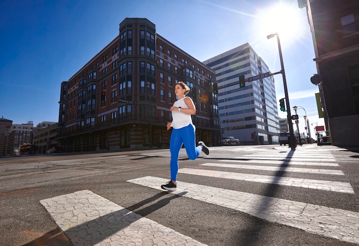 Produktbild Garmin Forerunner 55 (42 mm)