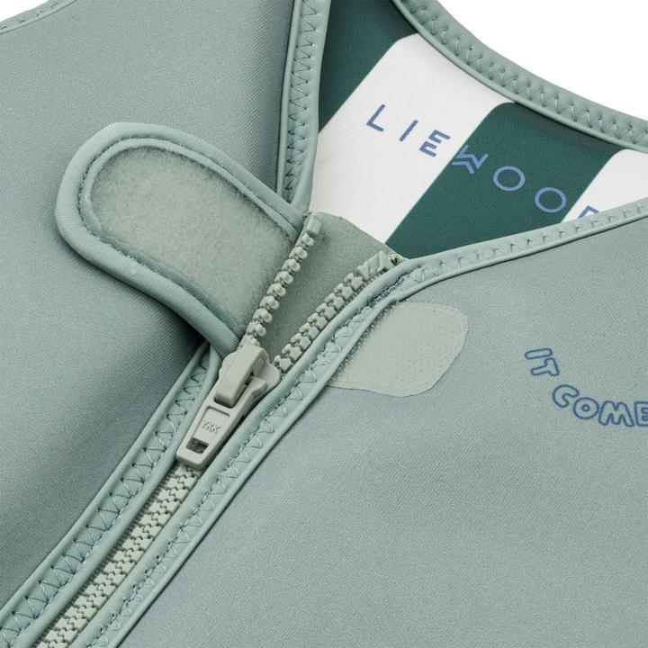Actual product image Liewood Swimming vest Dove It Comes In Waves Peppermint (15, 16, 17, 18, 19)