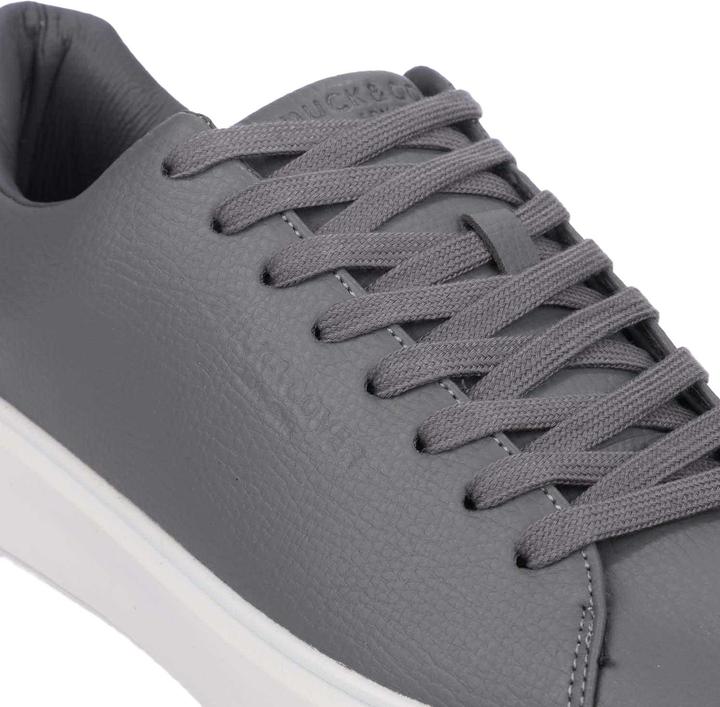 Actual product image Duck and Cover Mens Kremes Trainers (45.5)