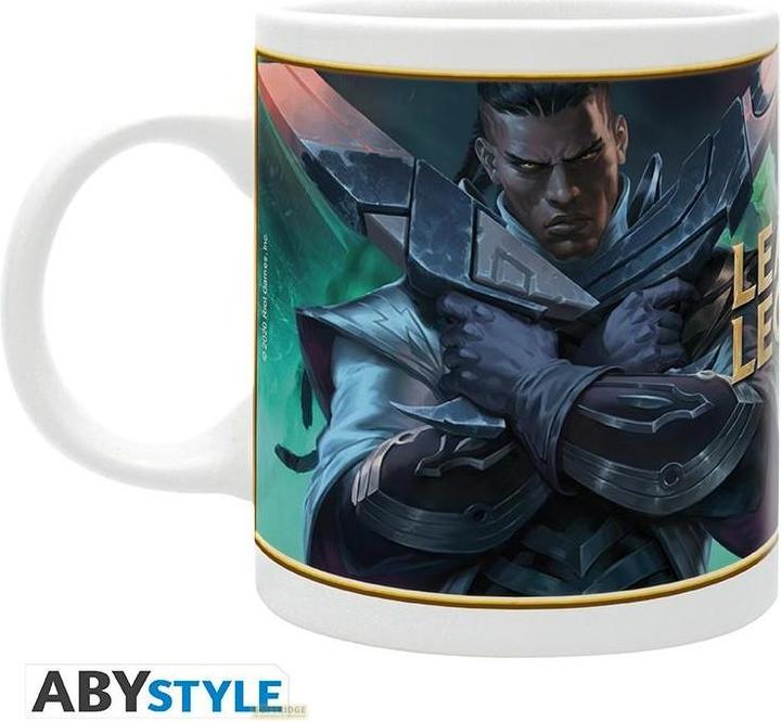 Actual product image ABYstyle Tasse (320 ml)