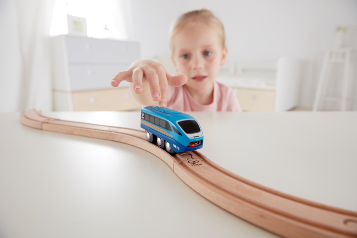 Produktbild Hape Ferngesteuerter Zug