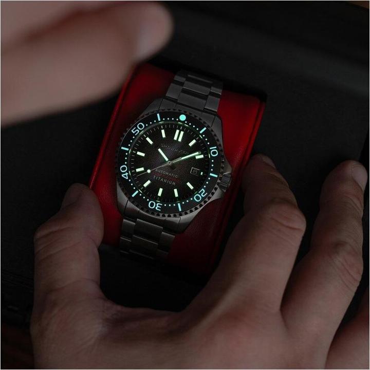 Actual product image Spinnaker SP-5084-66 Tesei (Diving watch)