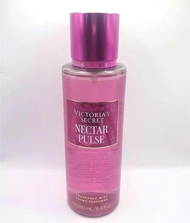 Immagine prodotto Victoria's Secret Victoria Secret Nectar Pulse Fragrance Lotion and Mist - Nuovo (250 ml, Spray profumato per corpo e capelli)