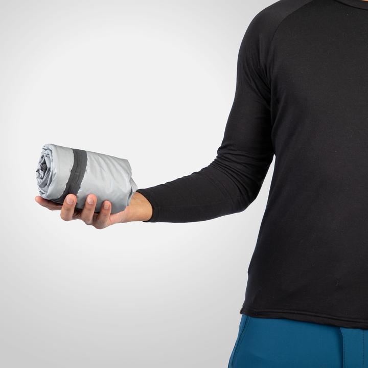 Actual product image Endura MT500 Lite Waterproof Pullover Jacket (M)