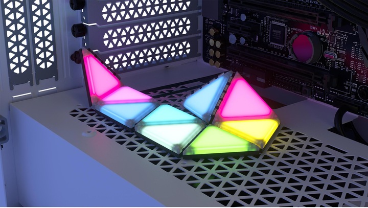 Produktbild Corsair iCUE LC100 Smart Case Starter Kit (Mehrfarbig)