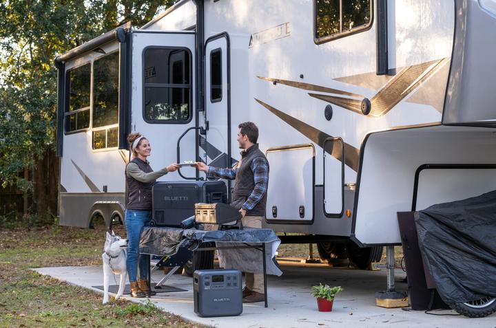 Produktbild Bluetti F045D + AC180T Swapsolar (1433.60 Wh, 24 kg)