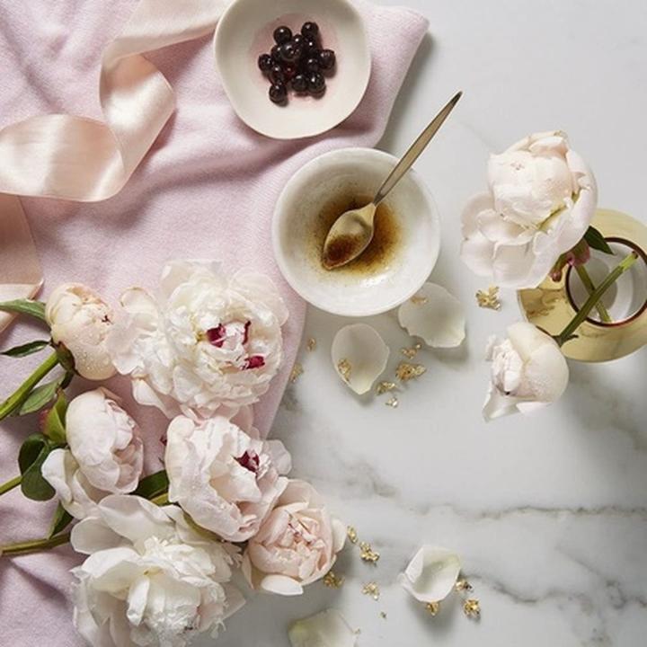 Produktbild Grace Cole Vanilla Blush & Peony (300 ml)