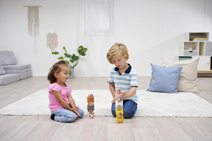 Actual product image Eichhorn Stacking game farm