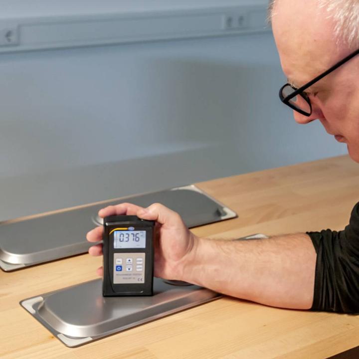 Actual product image PCE Instruments Oberflächenprüfgerät