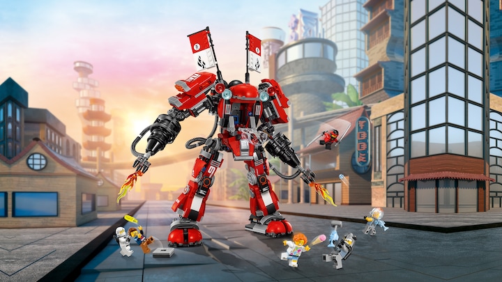 Actual product image LEGO Ninjago Movie Kai's Fire-Mech (70615, LEGO Ninjago)