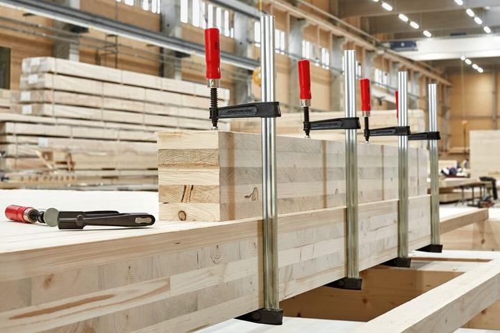 Actual product image Bessey clamp (2500 mm)