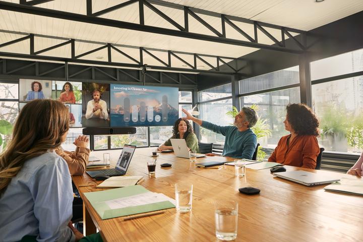 Actual product image Poly Hp Studio A2 Black Table