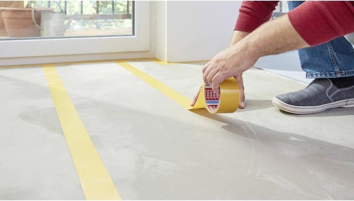 Produktbild tesa Verlegeband extra stark klebend, braun, 50 mm x 10 m (50 mm)