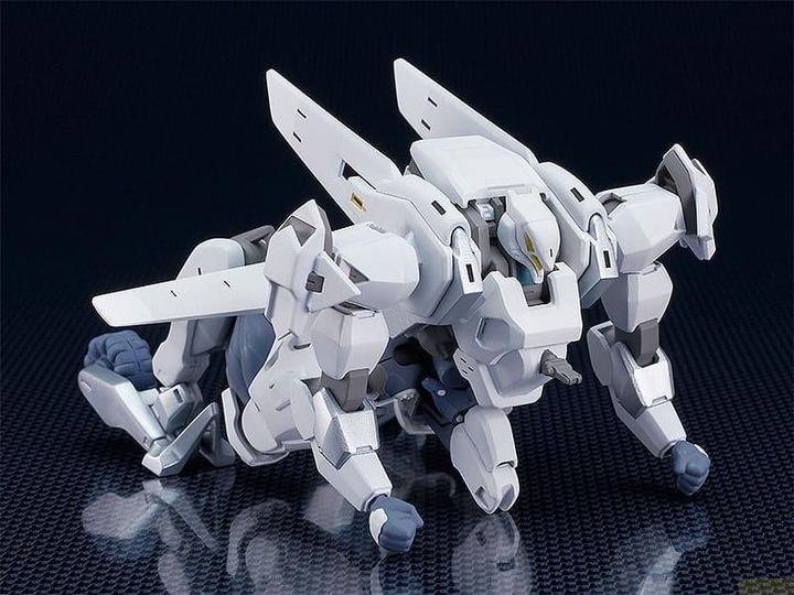 Actual product image Good Smile Company Bang Brave Bang Bravern Moderoid Plastic Model Kits M2 Exceed Rhino 11 cm