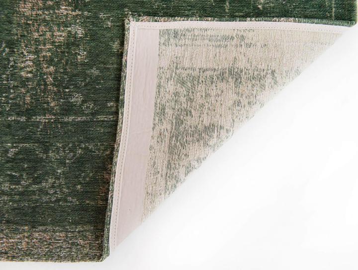 Actual product image Louis de Poortere Fading World Medaillon (240 x 340 cm)