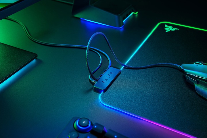 Actual product image Razer Firefly V2 (L)