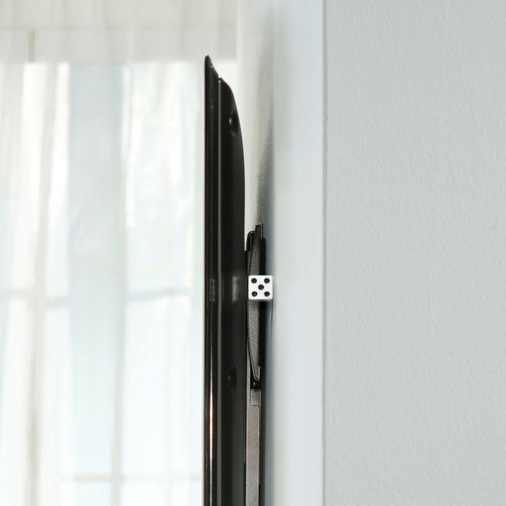 Actual product image Sanus Ll11 (Wall, 80", 68 kg)
