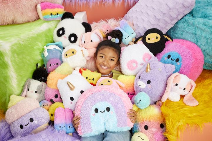 Actual product image MGA Fluffie Stuffiez Small Plush Popsicle