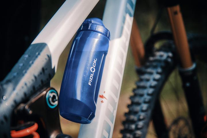 Immagine prodotto Fidlock Twist Bottle 590 + Bike Base motion blue (0.59 l)