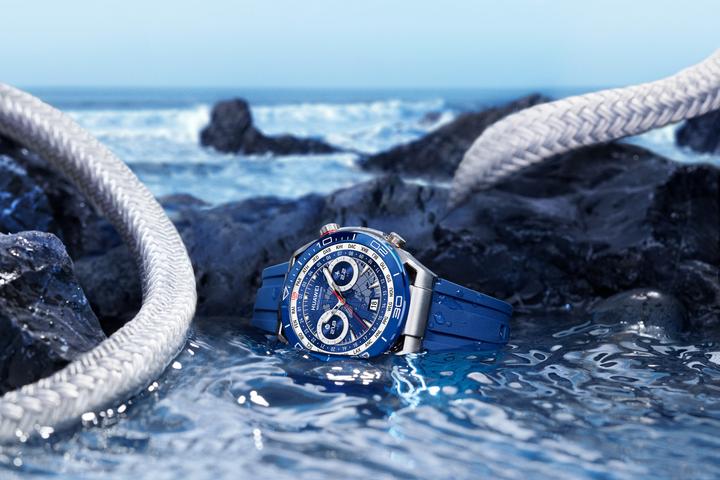 Produktbild Huawei Watch Ultimate Voyage Blue (48.50 mm, nur WLAN)