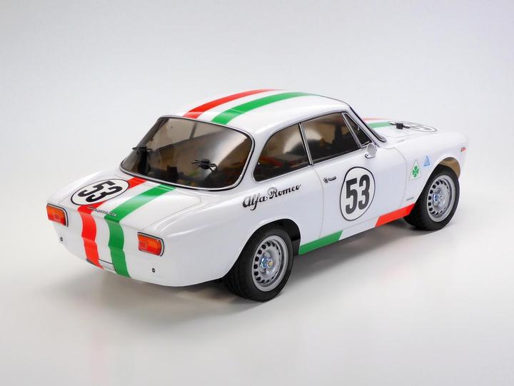 Actual product image Tamiya Alfa Romeo Giulia Sprint GTA Club Racer (Kit)