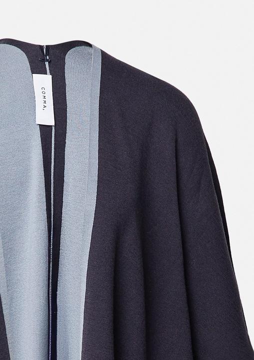 Actual product image Comma Cape (One size)
