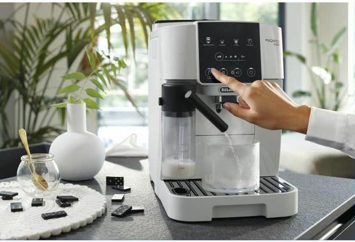 Actual product image De'Longhi Magnifica Start ECAM220