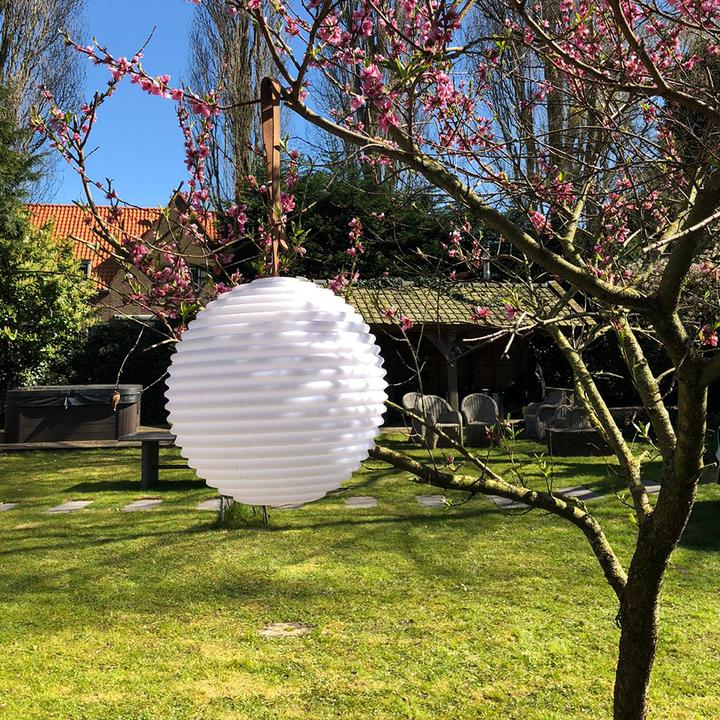 Produktbild Nikki.Amsterdam The Ball Akku-LED-Leuchte, mehrfarbig (RGB), Fernbedienung, strahlwassergeschützt (