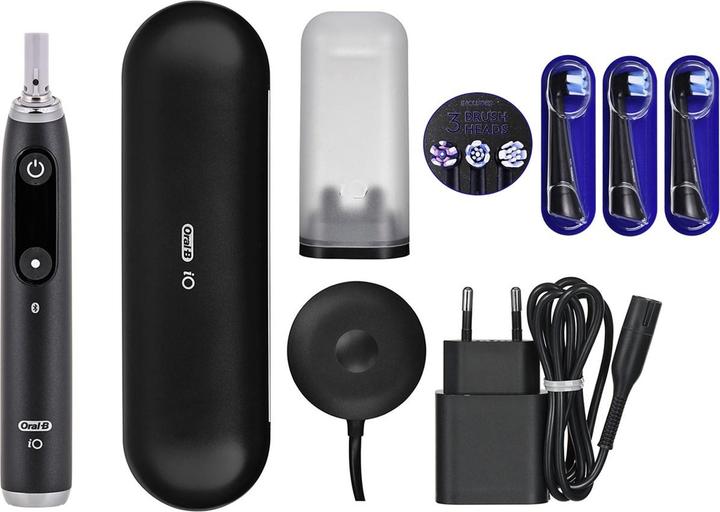 Actual product image Oral-B iO 9 + Holiday Giftset