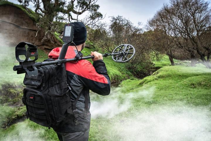 Actual product image Minelab MANTICORE. Metaaldetector specialist.
