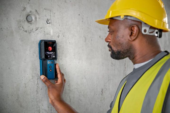 Produktbild Bosch Professional Ortungsgerät GMS 120-27 mit Tasche 2 x 1,5 V LR6-Batterie (AA)