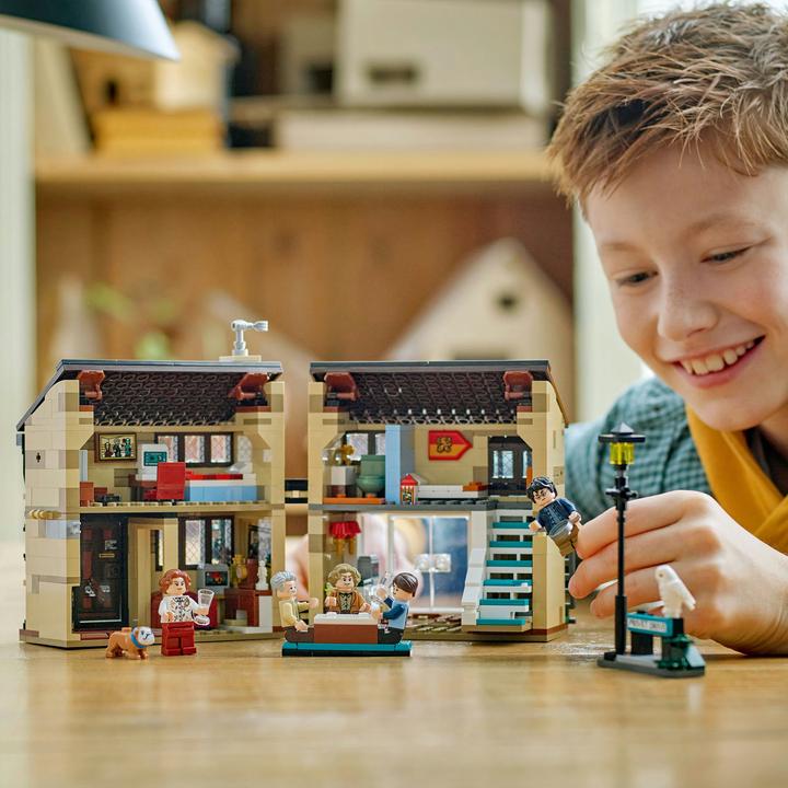 Actual product image LEGO Ligusterweg: Tante Magdas Besuch (76451, LEGO Harry Potter)