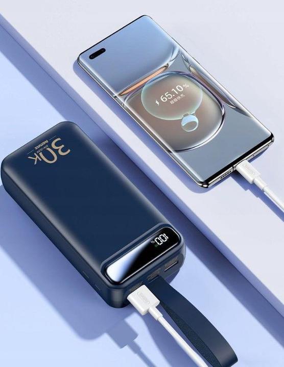 Actual product image Remax RPP-522 30000mAh Powerbank 2x USB 20W + 22.5W PD USB-C QC fast charging LCD blue (30000 mAh, 20 W, 111 Wh)