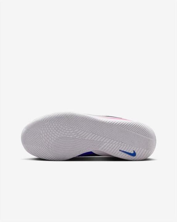 Immagine prodotto Nike Phantom 6 Low Club Ic (38.5)