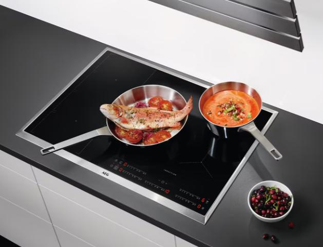 Image du produit AEG IKE84471XB, Inox Table de cuisson à induction à zones intégrées